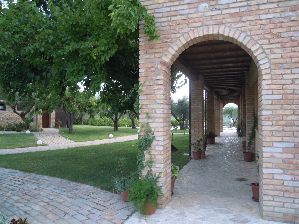 Agriturismo Piccolo Albero Loreto Aprutino Exteriér fotografie
